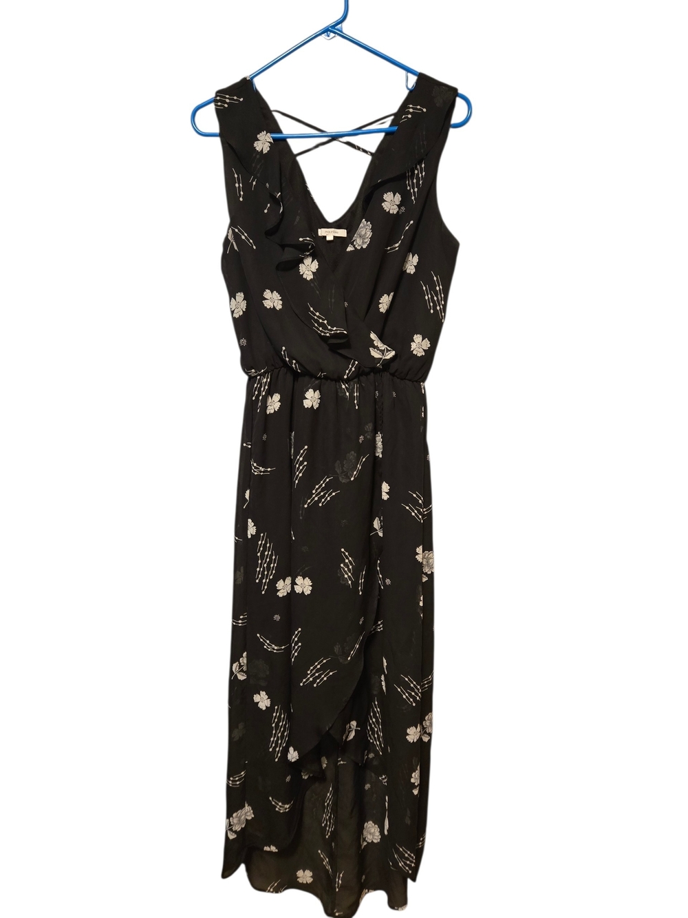 Maurices Black Maxi Dress with White Floral Print and V‑Neck